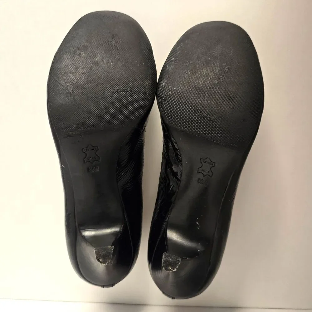 TORY BURCH Caroline Black Patent Leather Pumps Gold Medallion Sz 8